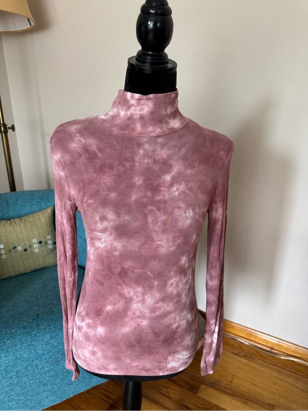 American Eagle Outfitters Tie-Dye Mock Neck Long Sleeve Top